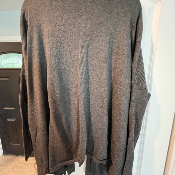 a.n.a Gray Cardigan - Large - Picture 7 of 9